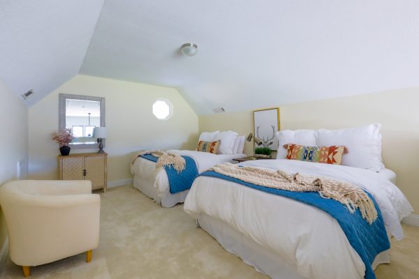 Sunset Ridge by MK Vacay Loft Double Queen Bedroom