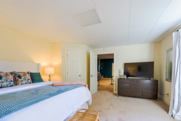 Sunset Ridge by MK Vacay Lowel Level Right King Bedroom