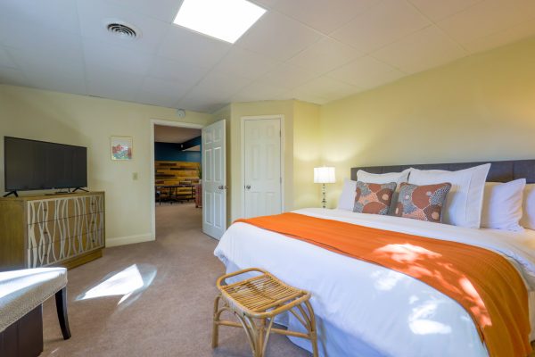 Sunset Ridge by MK Vacay Lower Level Left King Bedroom