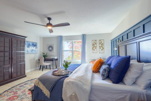 Sunset Ridge by MK Vacay Main King Bedroom